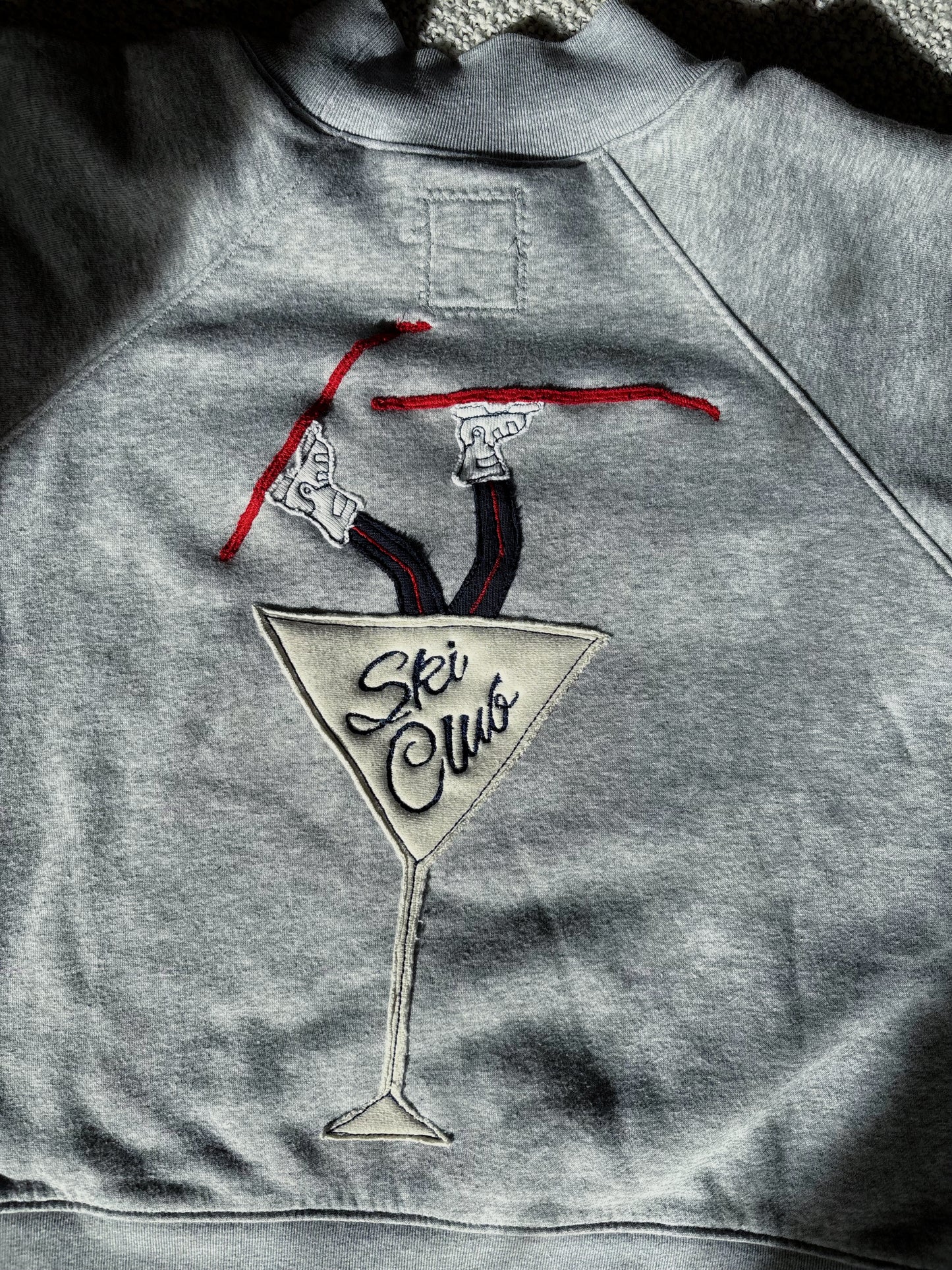 Après Ski Club Mock Neck